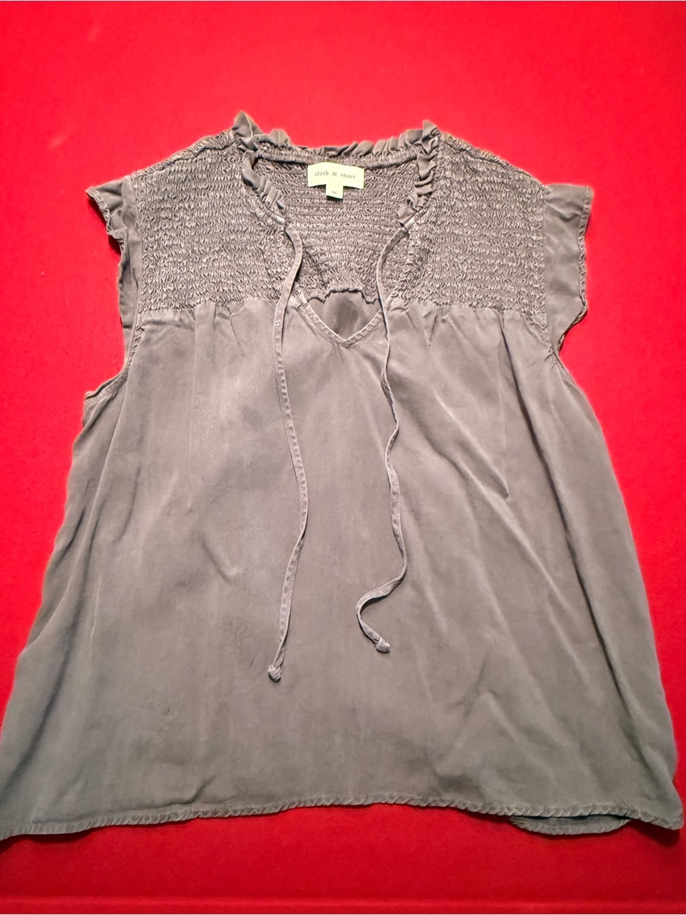 cloth & stone Slate Gray Smocked V-Neck Camisole